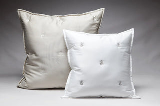 API SATIN CUSCINO 45X45 - MASTRO RAPHAEL - Contex Biancheria