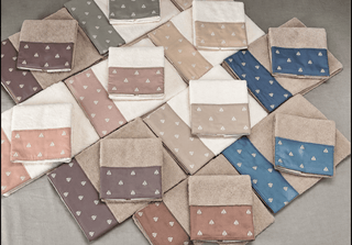 API SATIN SET ASCIUGAMANI - MASTRO RAPHAEL - Contex Biancheria